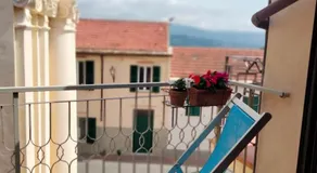 Ligurian village, historic center, near the sea - Image 4