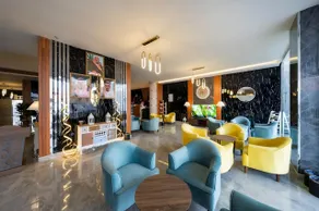 Pearly Hotel - Image 3