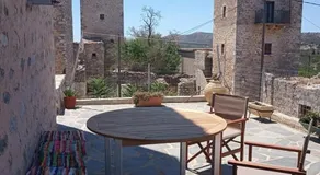 ΤΟ ΠΥΡΓΟΣΠΙΤΟ ΤΗΣ ΑΝΝΕΖΟΥΛΑΣ ANNEZOULA'S CASTLE - Image 4