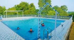 Hill View Resorts - Image 4