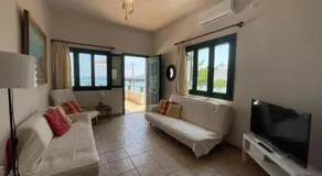 Sapphire View - ONLY 4 meters away from the sea - Image 2