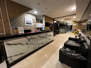 Signature Hotel - Image 4