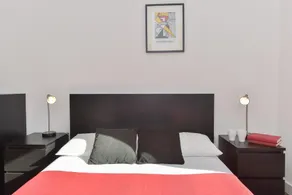 Old Street Apartments - Image 5