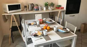 MyRoom Station In Town 2 - Image 2