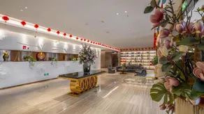 Vyluk Hotel Kunming Xinlusiwan - Image 3