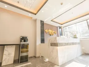 Kaiyi Hotel Beijing - Image 2