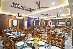 UNIQUE BEACH RESORT - Image 3