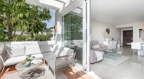 Lagoon Alcazaba, 2bdr, AC, parking, pool - Image 3