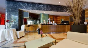 Park Hotel - Image 4