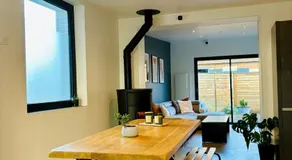 THE SHARE HOUSE - Image 2