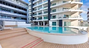 '18th in the Clouds' CBD Resort Living with Pool - Image 3