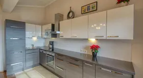 Select Top 10 - by Alpen Apartments - Image 3
