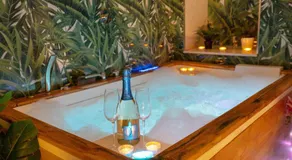 ETNEA 208 LUXURY JACUZZI SUITE Catania - Image 4