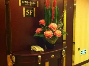 Jinjiang Business Hotel - Image 5