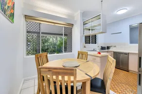 Tropical 2BR Darwin Oasis - Image 3