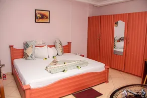 Nbangba Hotel - Image 2