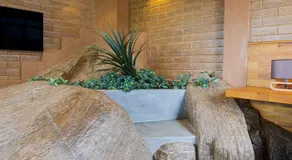 Waterfall Villa by Opulence - Image 5