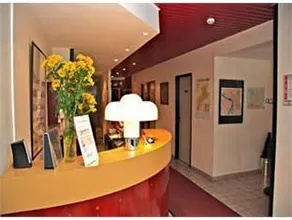 Hotel Le President - Image 2