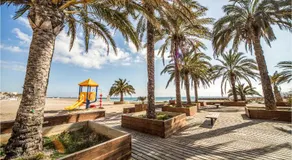 3 Bedroom Stunning Apartment In Torreblanca - Image 2