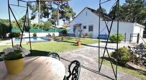 Casinha; Piscina/ Praia/ Lisboa - Image 5