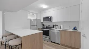 Stylish 3BR Retreat in Toronto Bloordale - Image 4