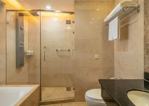 Luxury Blue Horizen Hotel - Image 4