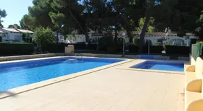 Maison de vacances à Moraira avec piscine, proche golf et plage, idéale pour familles - Image 3