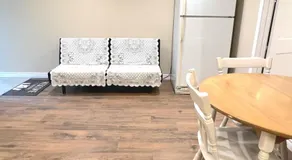 Cozy spacious Apt In Laval, Greater Montreal - Image 5