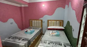 شقه غرفتين جديده وعفش جديد وفرش جديد - Image 3