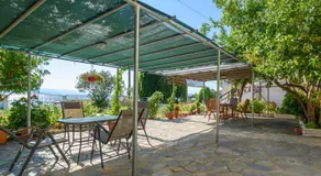 AtESI HOUSE-LEFOKASTRO - Image 5