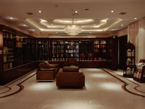 Hanzhong Rongjia International Hotel (Hanjiang Wetland Park Store) - Image 5