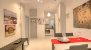 Cosy apartment in Glyfada center - Image 2