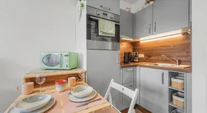 Stylish Studio in Smichov, Private parking, Free Gym - Image 5