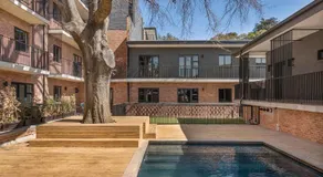 Cozy Hyde Park House Apartments - Image 4