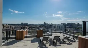 The Downtown Oasis - Image 4