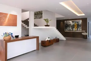 K Gallery Hotel - Image 4