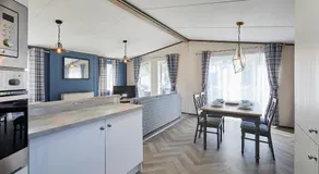The Waterhole Lodge with Hot Tub - Image 2
