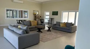 Seamist villa @Oceanpointe Lucea comfy 2BR w/pool gym & parking - Image 2