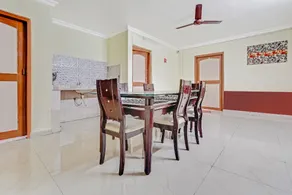 OYO Flagship 9009 Tc Guest House - Image 5