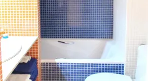 Apartamento Suite Victoria Excellent con Terraza Compartida, Wi-Fi, AC y TV - Image 2