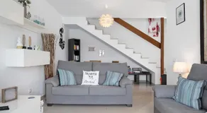 'Casa Hibiscus' com piscina privada, jacuzzi, terraço e jardim - Image 2
