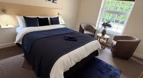 Elme Hall Hotel - FREE Parking - Ideal for contractors - Shared Kitchen - Image 5