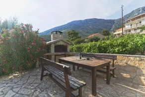 Apartment Josip A5 Ivan Dolac, Island Hvar - Image 2