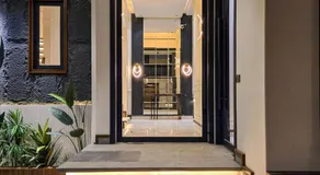The White Suites - Image 4