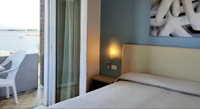 Hotel Carol - Image 2