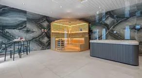 Cardiff Spa Escape - Sleeps 5 - Image 5