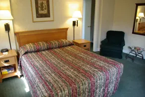 Inn at Queen Anne - Image 2
