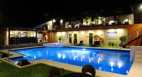 Queens Hotel Angeles City - Image 2