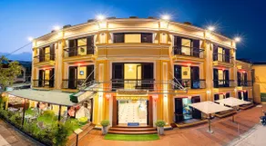 Golden River Hotel - Image 3