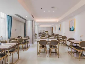 Borrman Hotel Huizhou West Lake Shuidong Street - Image 3